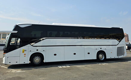 22 Seater Luxury Coach